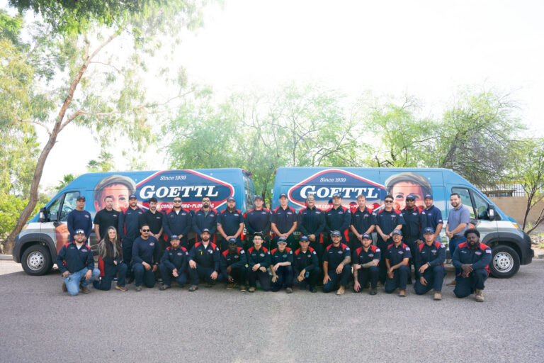 Group photo of entire Goettl Tucson team