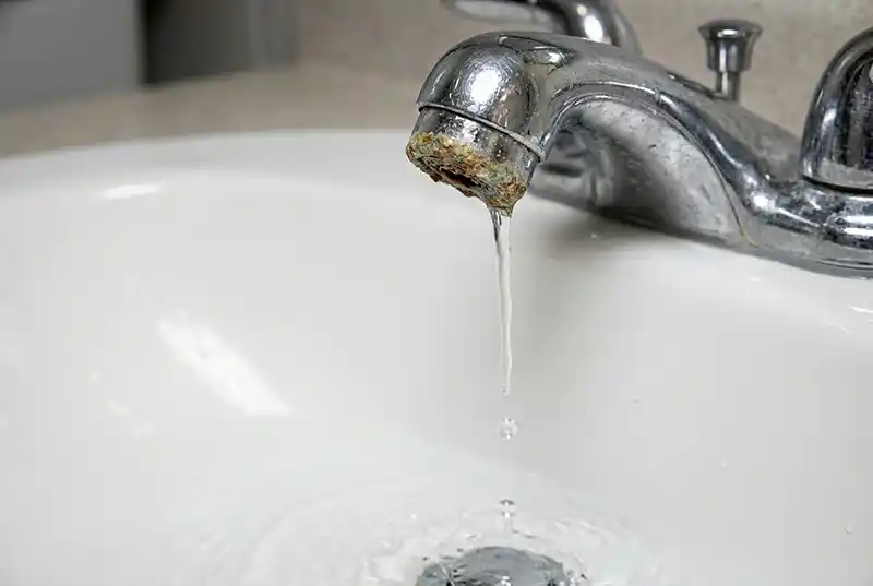 photo PLP water purity WHY 2 corroded faucet 800